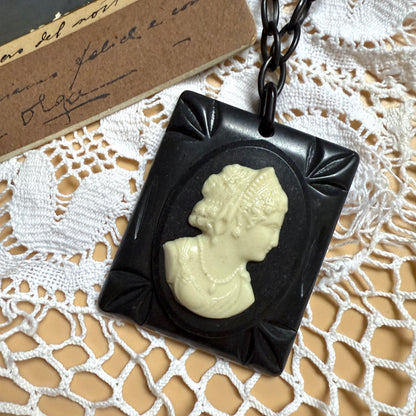 Victorian mourning jumbo cameo pendant