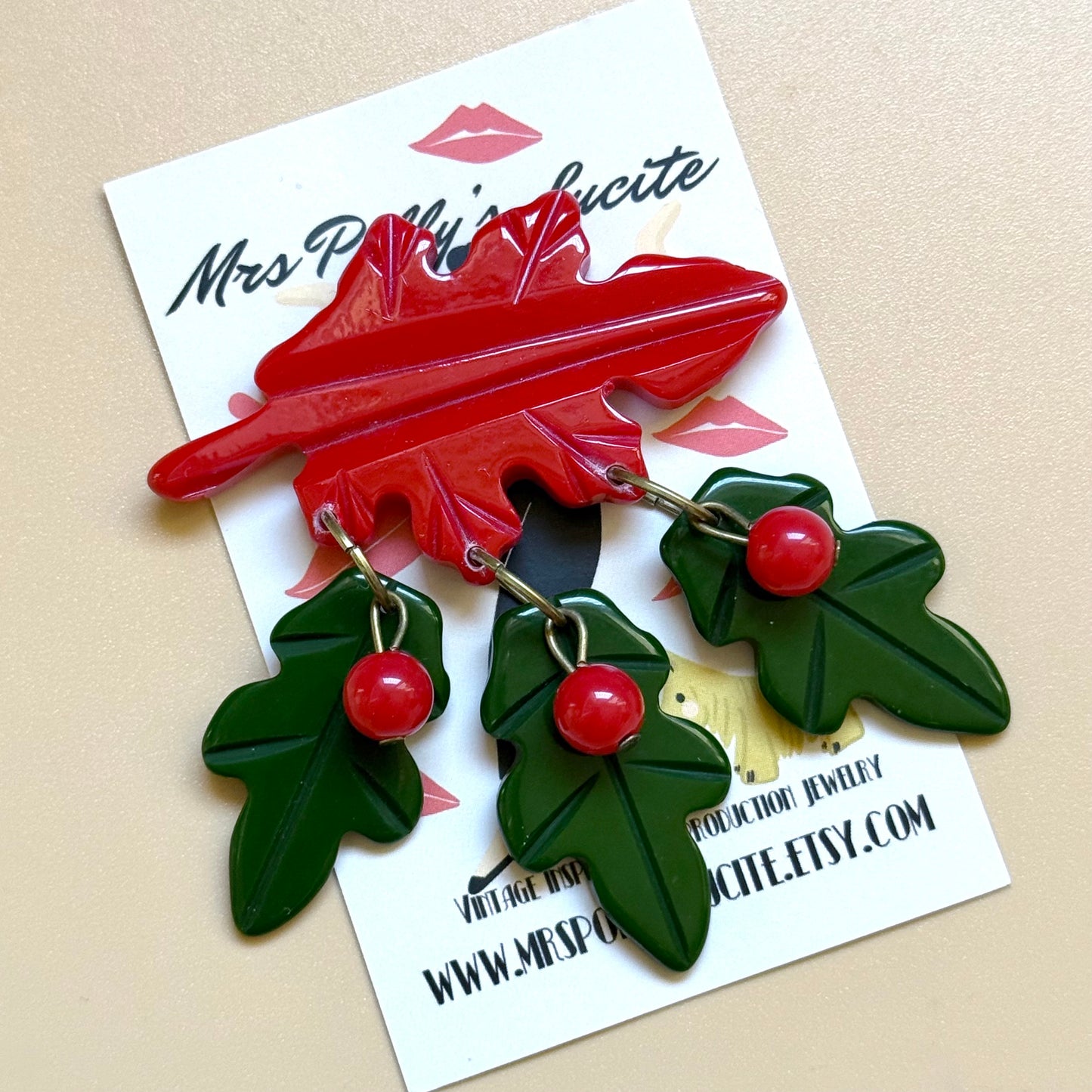 Festive fall brooch