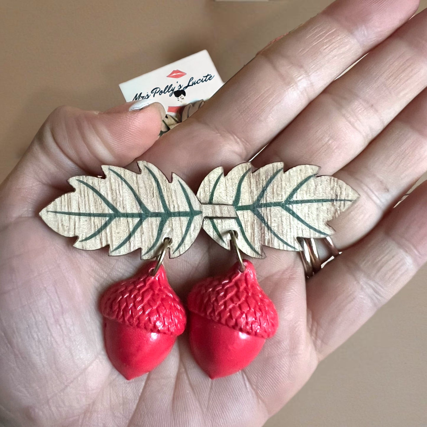 Double wood Acorn brooch