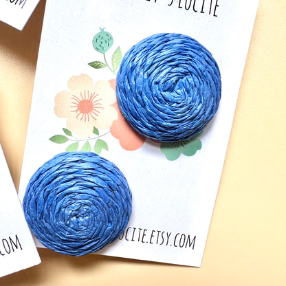 Raffia dome earrings