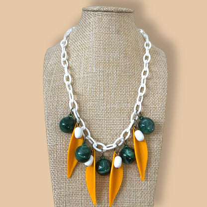 Long leaves necklace