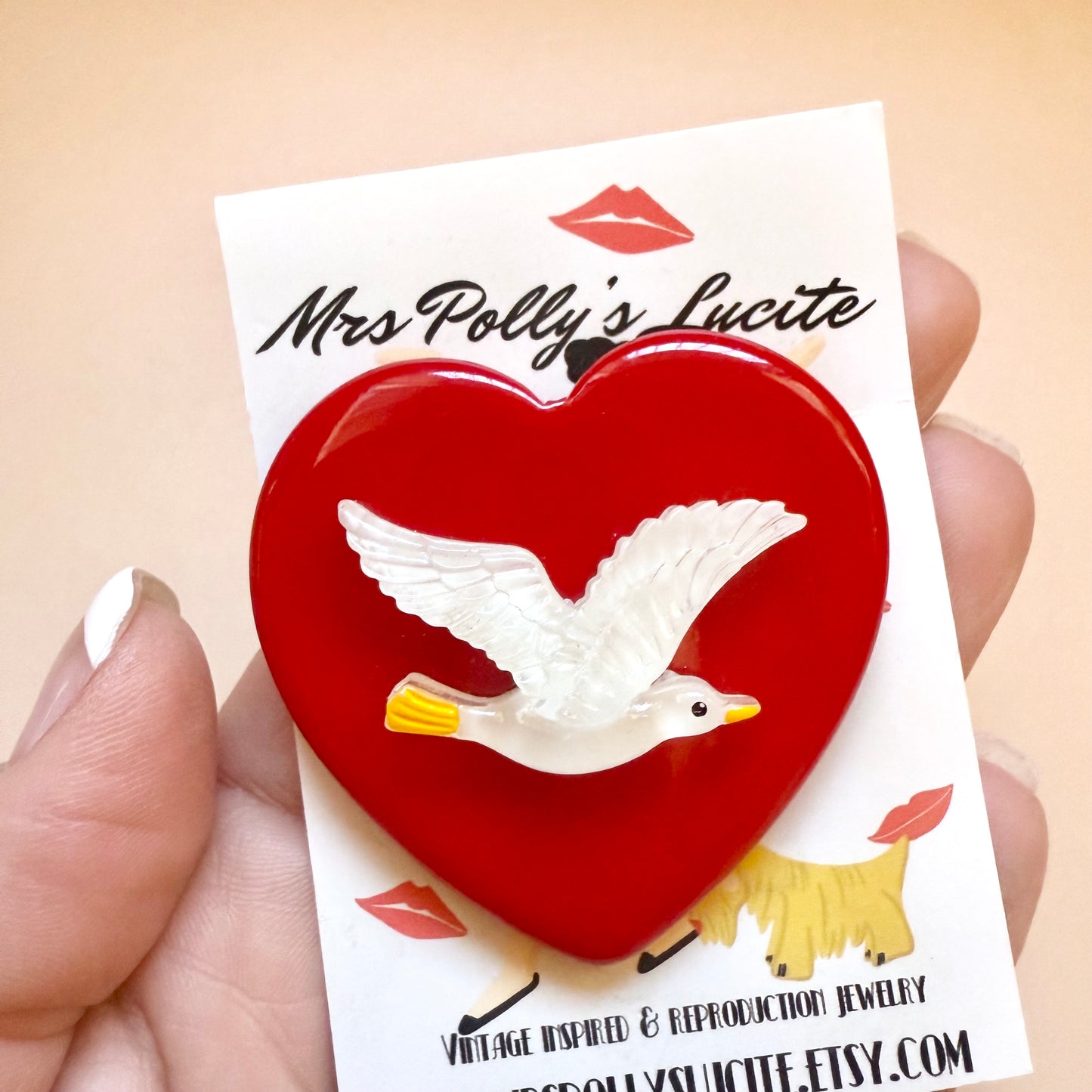 Valentine heart Seagull in love brooch