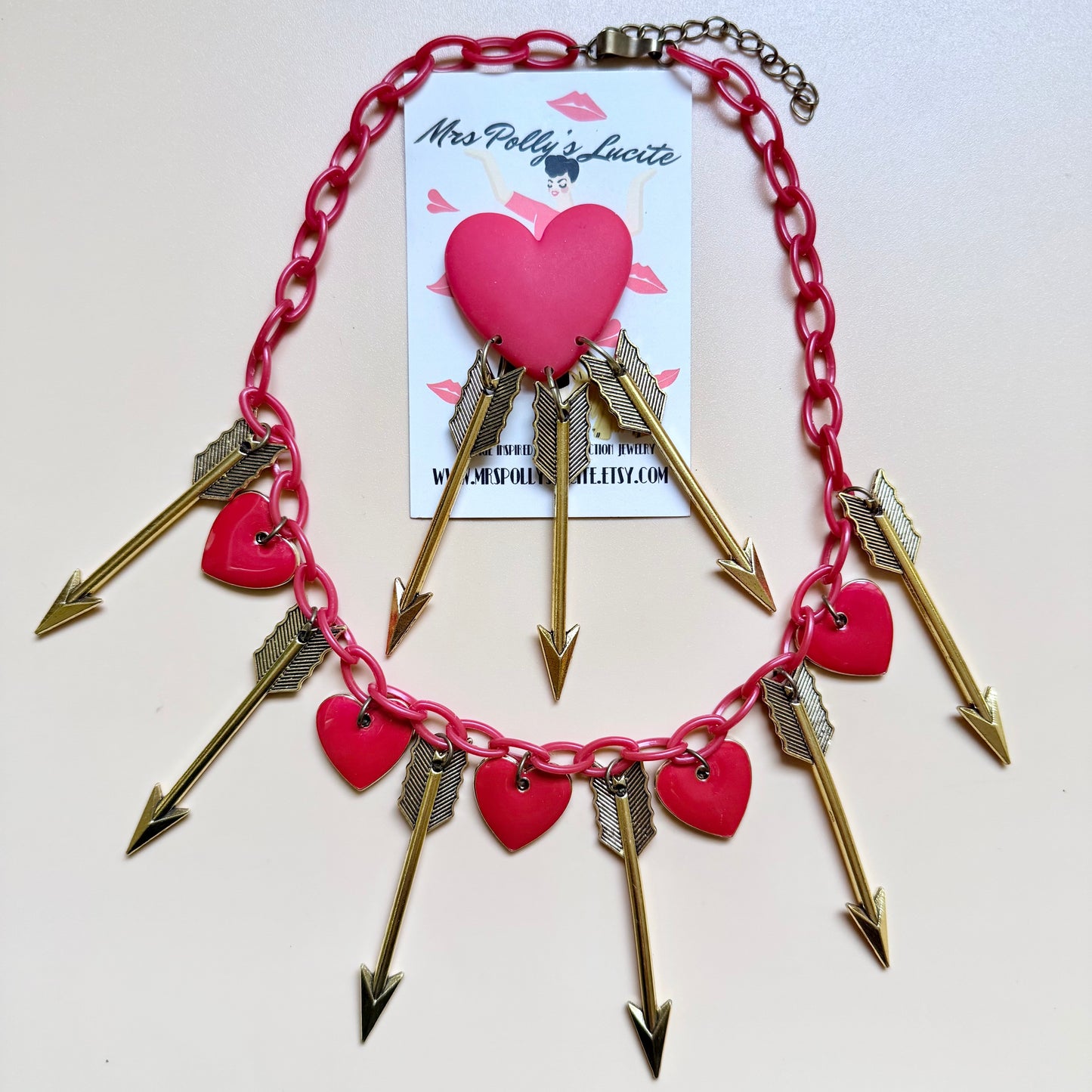 Heart arrows brooch