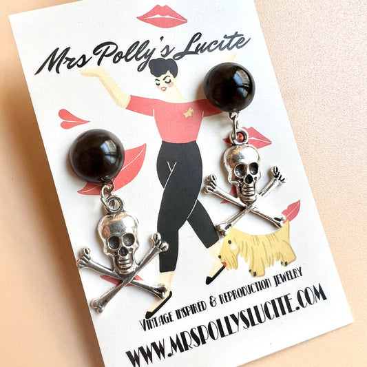 Skulls and crossbones earrings