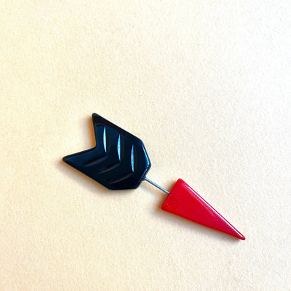 Elegant Red and Black Poison Arrow Stick Pin