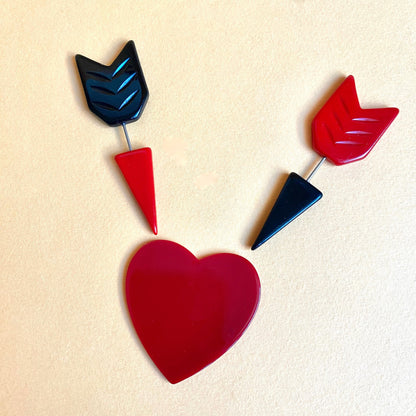 Elegant Red and Black Poison Arrow Stick Pin