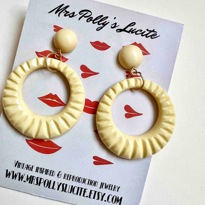 Cream Twist Resin Hoop Earrings