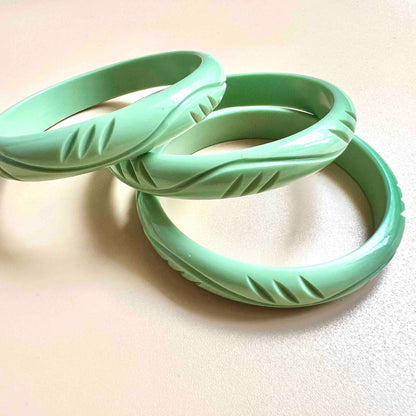 Waves Mint Resin Bangle