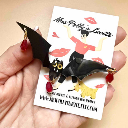 Spook-tacular Gothic Halloween Bat pin Brooch