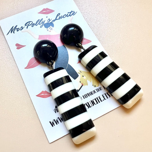 Striped dangle earrings