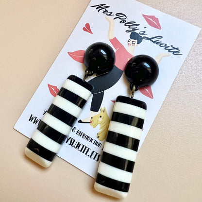 Striped dangle earrings